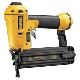 DeWALT 18 Gauge 2" Brad Nailer Kit - ZZ5552A15
